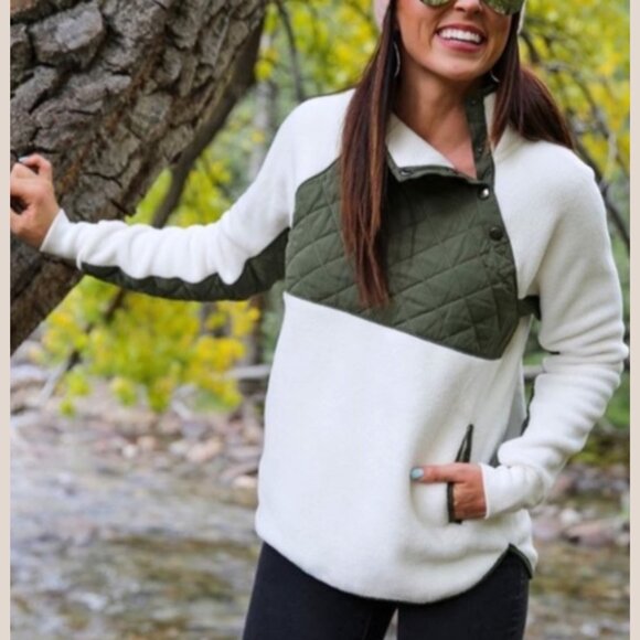 Abercrombie & Fitch Sweaters - Abercrombie & Fitch Asymmetrical Snap Button Fleece Olive Green Cream Medium
